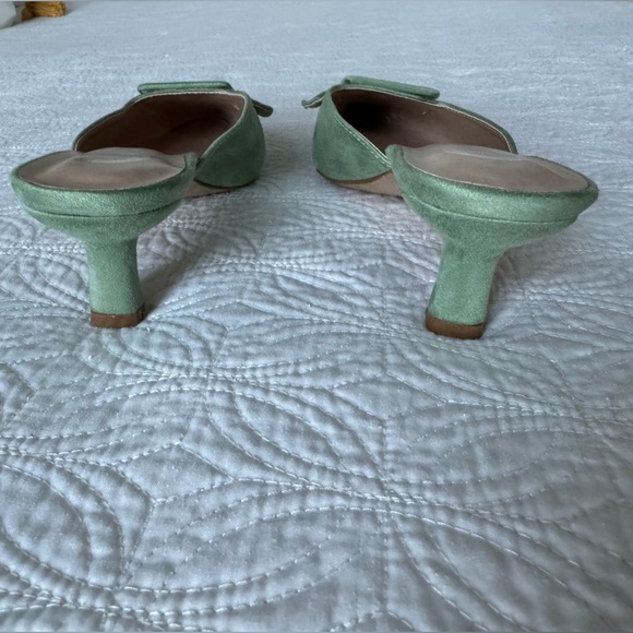 Journee Collection Vianna Kitten Mule - Picture 5 of 8